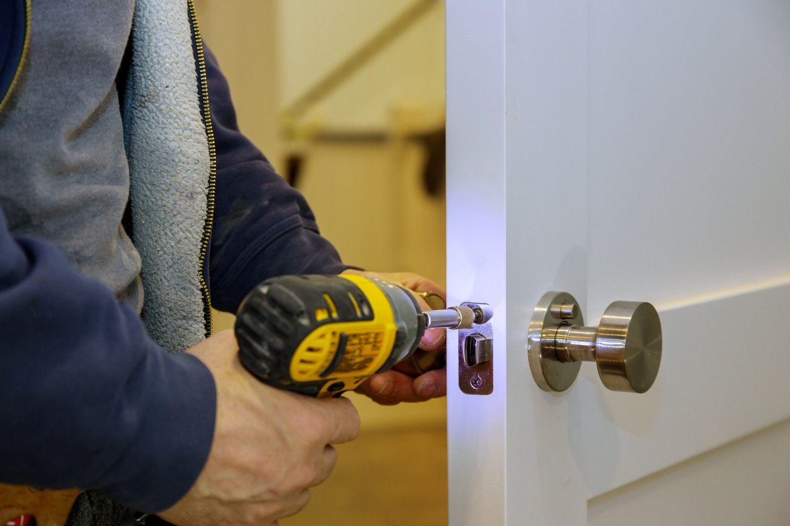 Remplacement serrure Courbevoie 92400 Courbevoie 92400